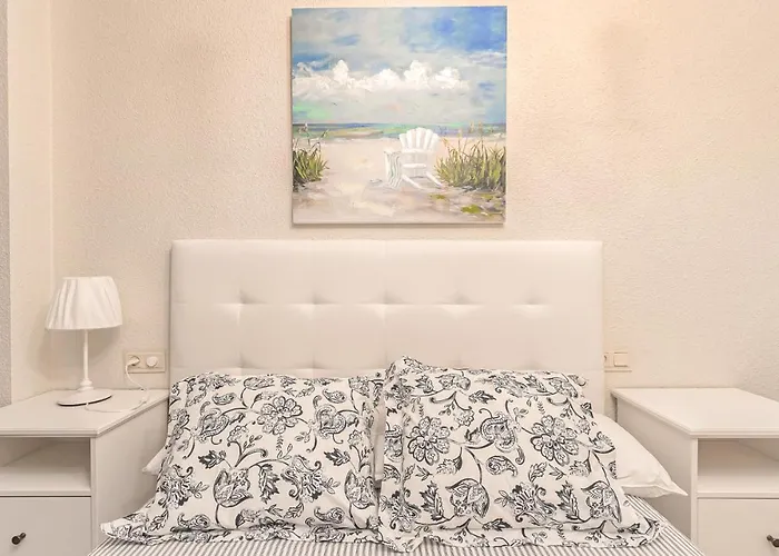 Stunning In With Wifi Apartament