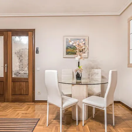 Stunning In With Wifi Апартаменти *