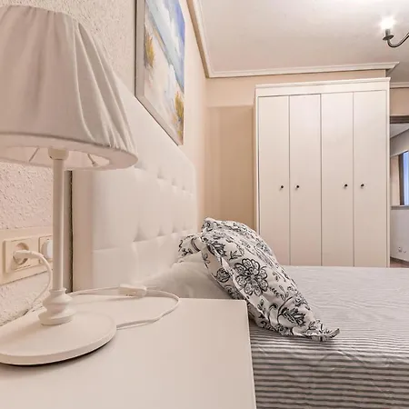 Stunning In With Wifi Хіхон